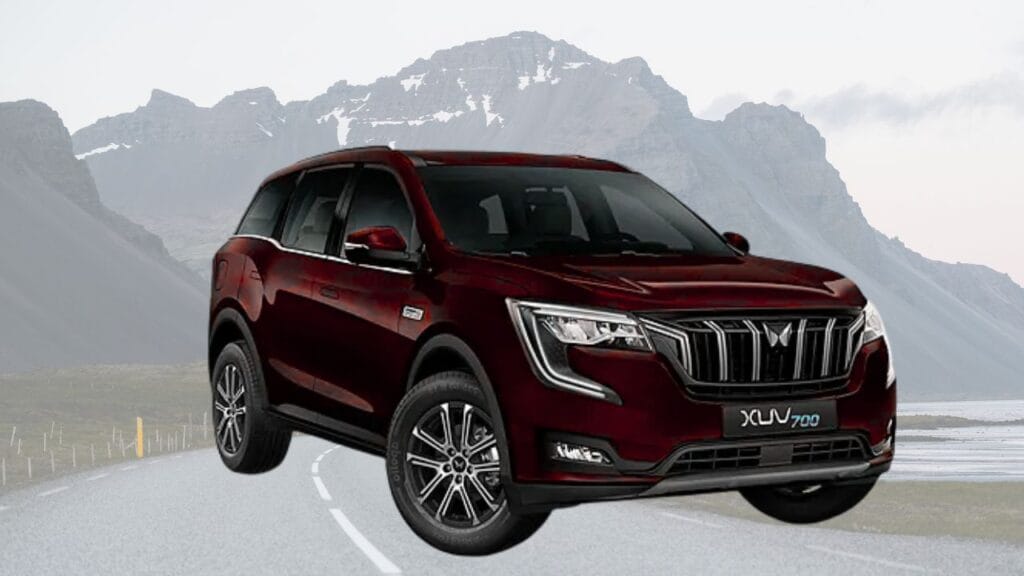 mahindra xuv 700 on road price